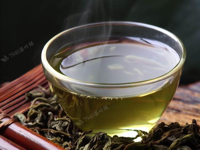 如何储存龙井茶叶更好喝一些