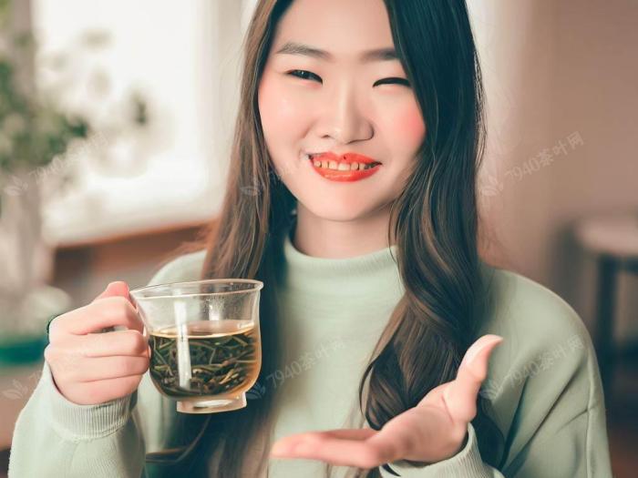 安吉白茶泡出来的茶叶是什么茶