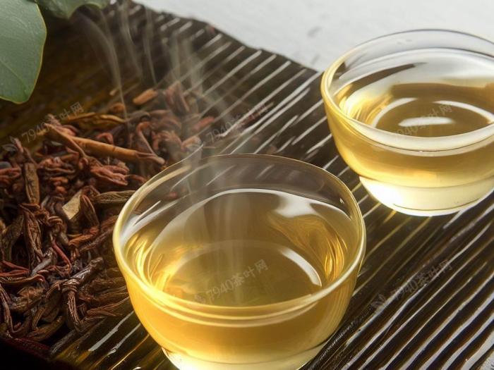 打卷的黄色茶叶是什么茶